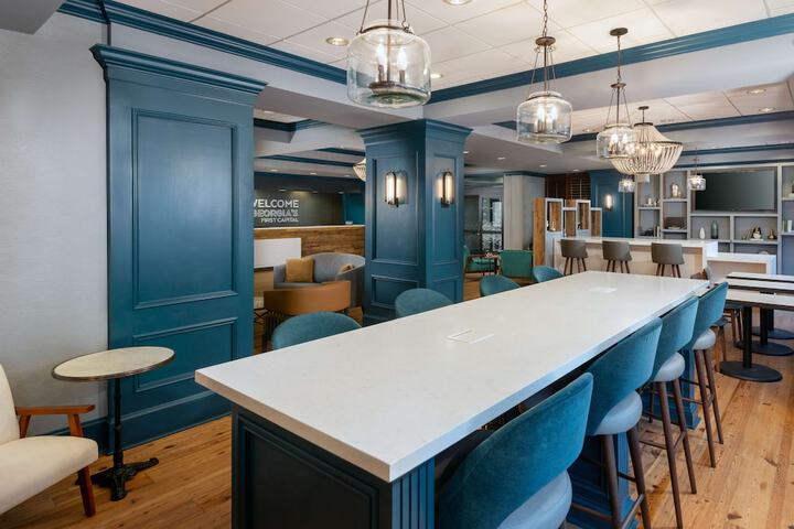 Breakfast area