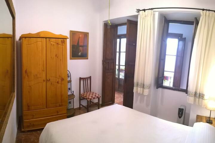 Room 17 of 62