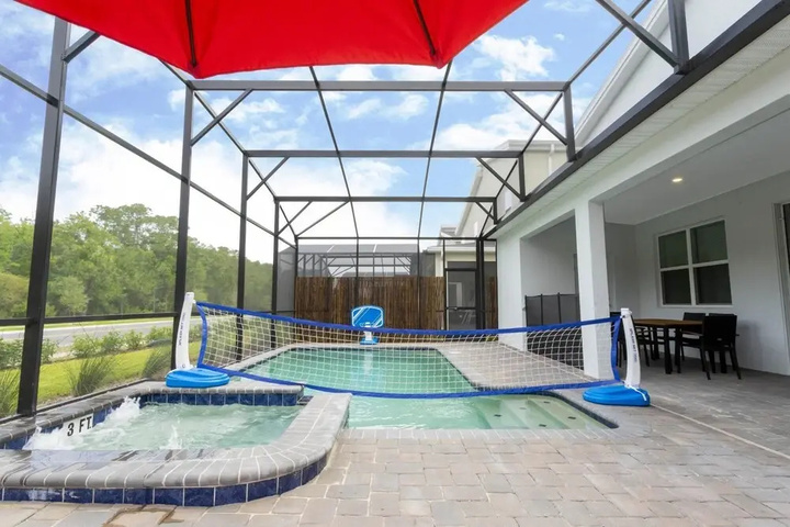 Pool 14 of 23