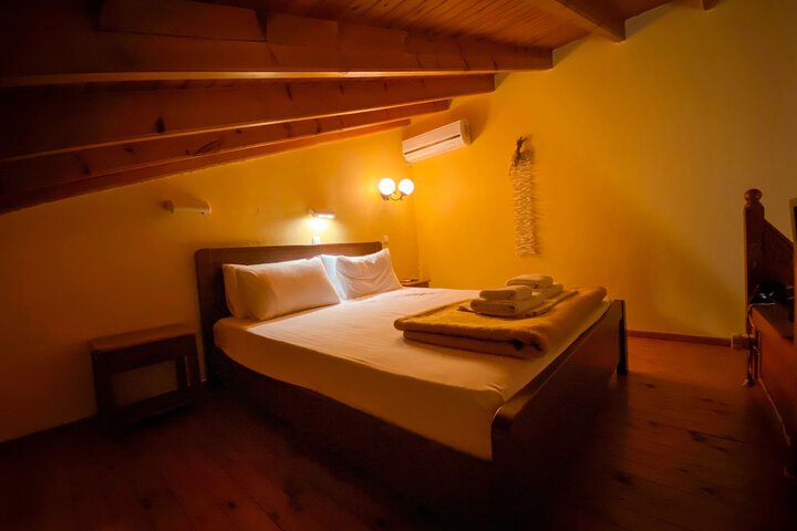 Room 20 of 66