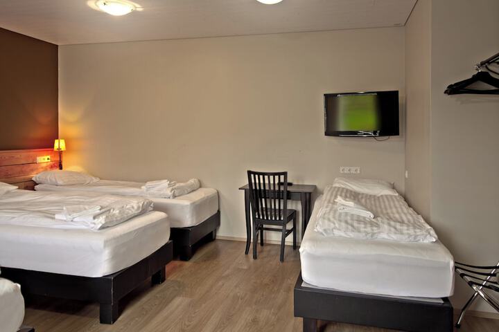 Room 20 of 72