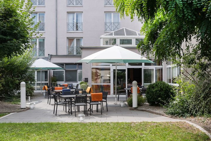 Terrace/Patio 42 of 43