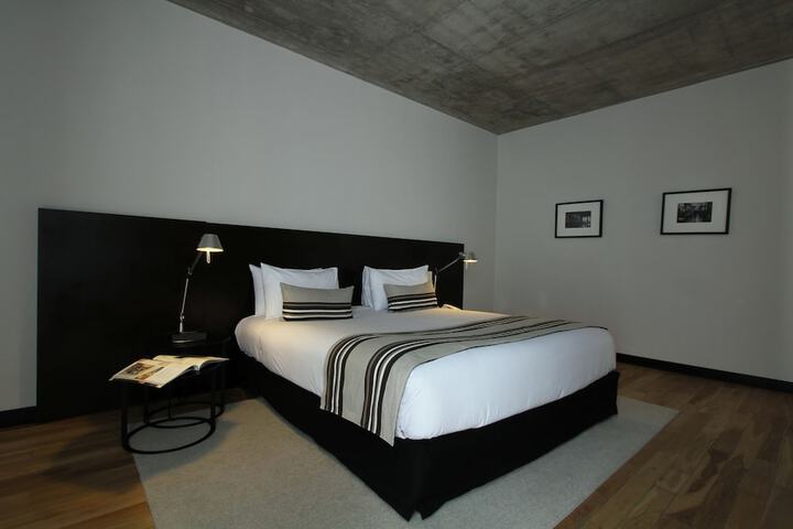 Room 19 of 136