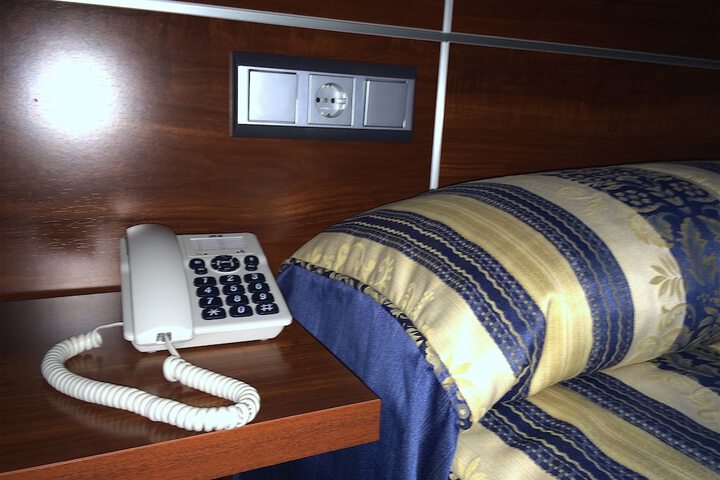Room 9 of 71