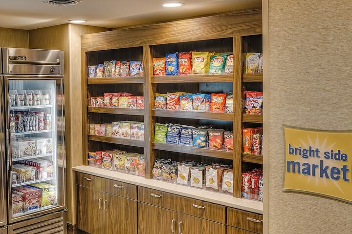 Snack bar