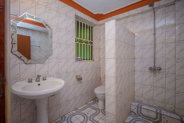 Room 34 of 72