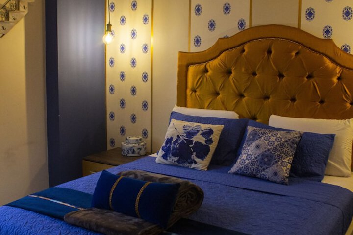 Room 19 of 62