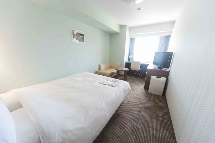 Room 7 of 85