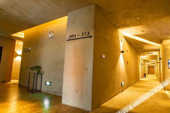 Hotel Interior 5 of 13
