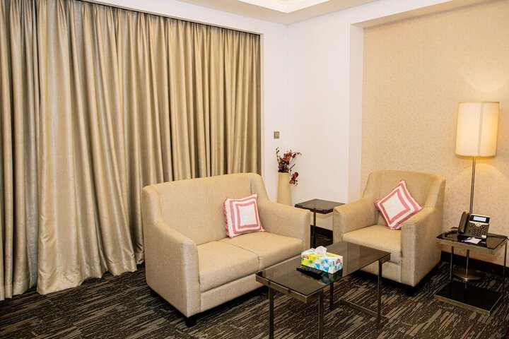 Room 7 of 23