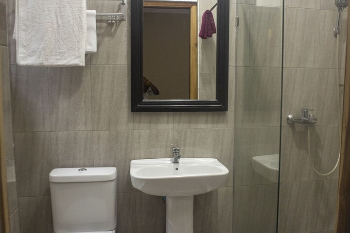 Room 15 of 19