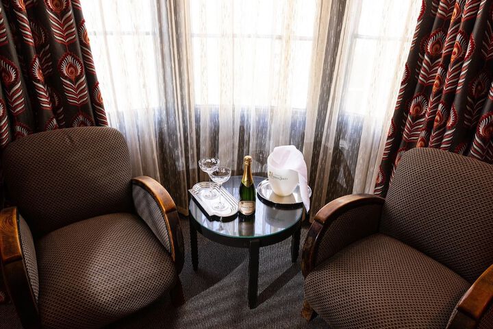 Room 40 of 92