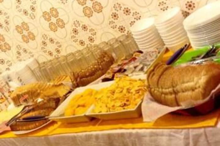 Breakfast/Coffee Service 8 of 19