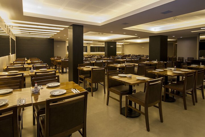Dining 60 of 81