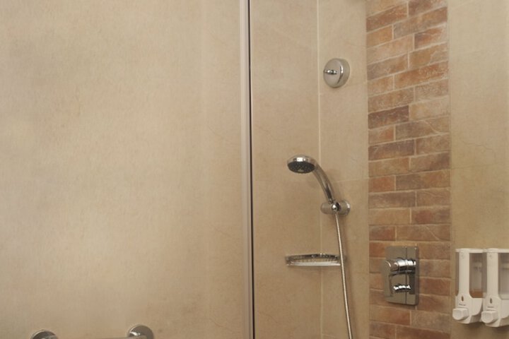 Clean Restrooms