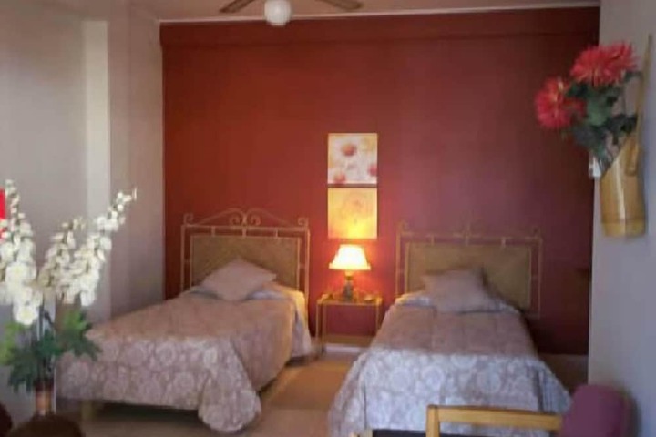 Room 10 of 36