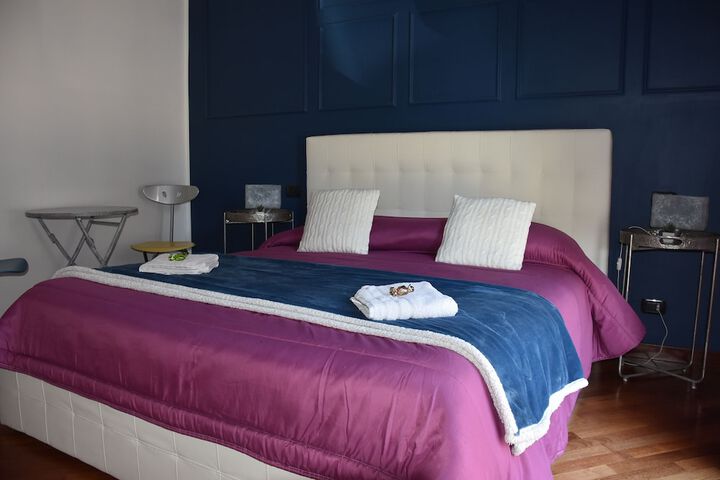 Room 17 of 35