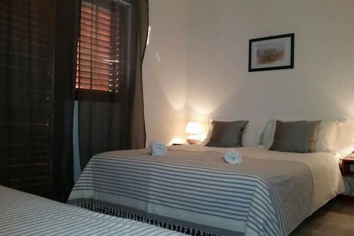 Room 6 of 36