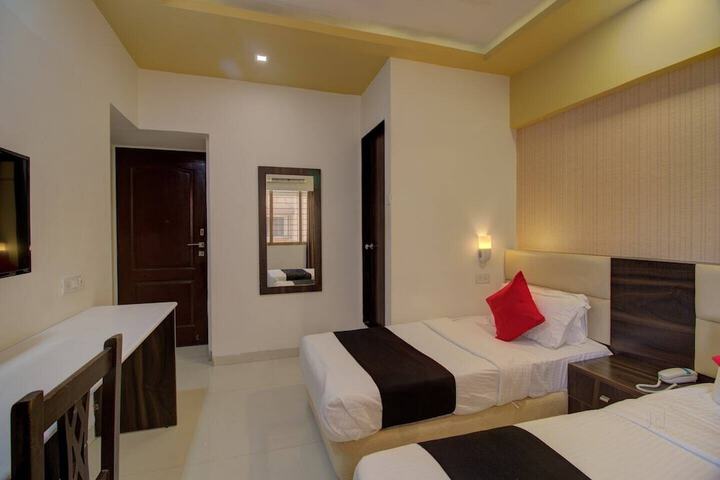 Room 3 of 30