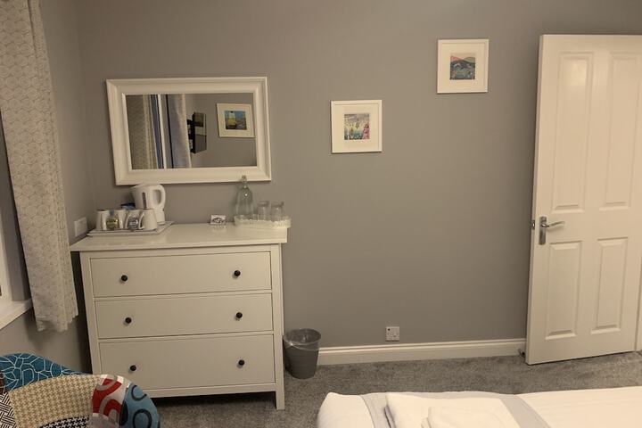 Room 25 of 44