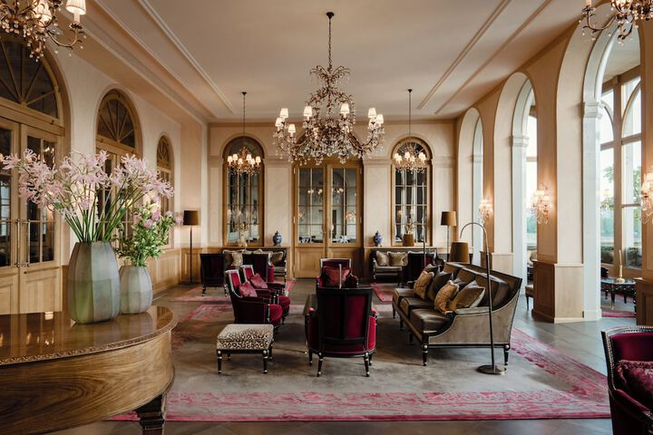 Guest Lobby