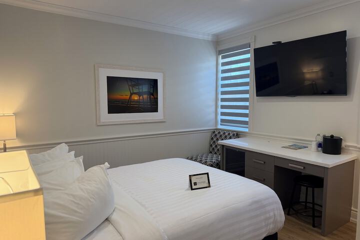 Room 53 of 116