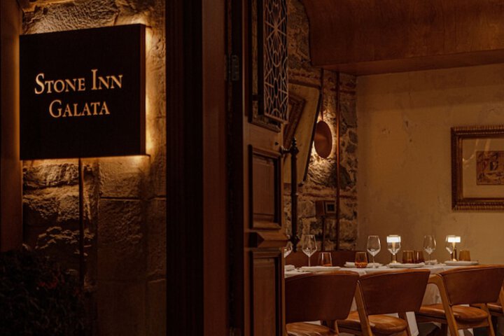 Dining 128 of 136