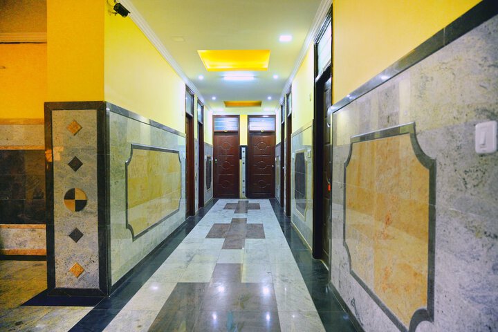 Hotel Interior 2 of 31