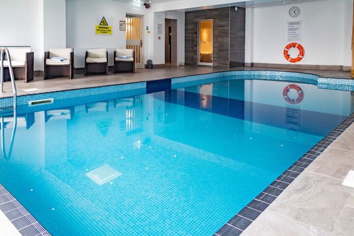 Pool 72 of 104