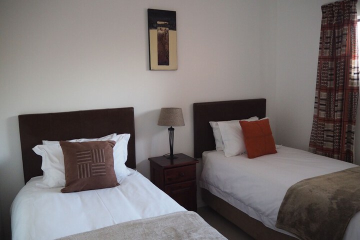 Room 6 of 79