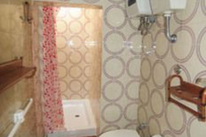Room 2 of 26