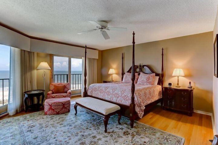 Room 2 of 58