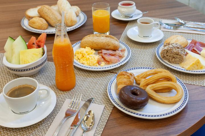 Breakfast/Coffee Service 50 of 59