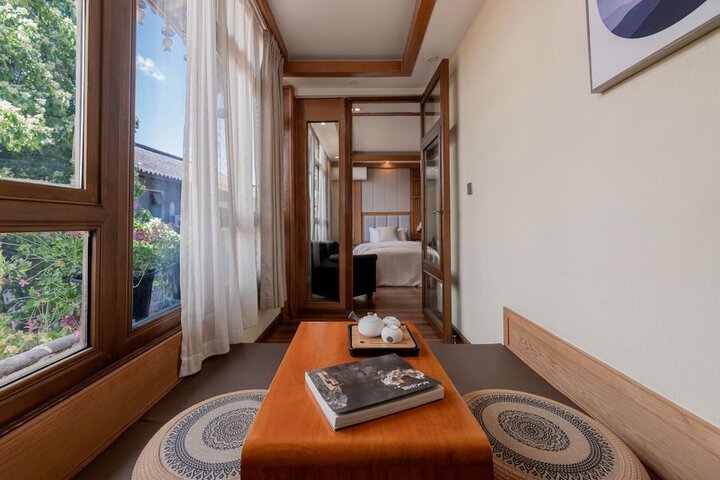 Room 63 of 90
