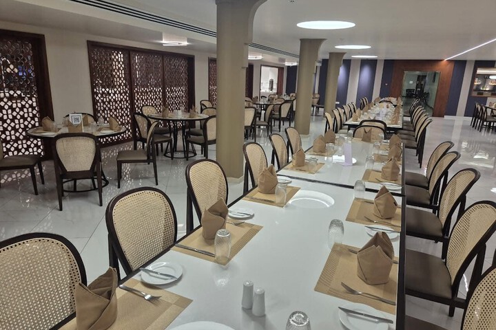 Dining 54 of 104
