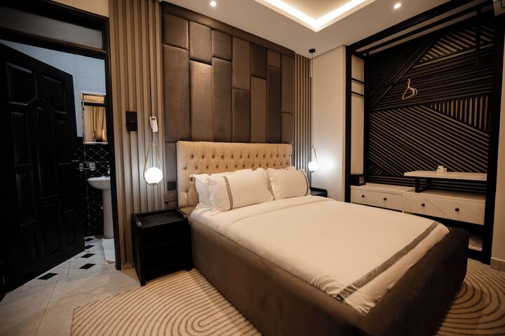 Room 22 of 60