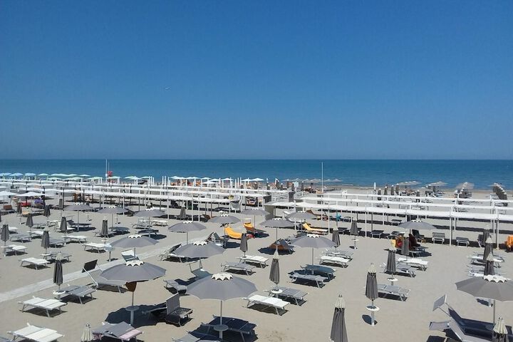 Beach 75 of 88