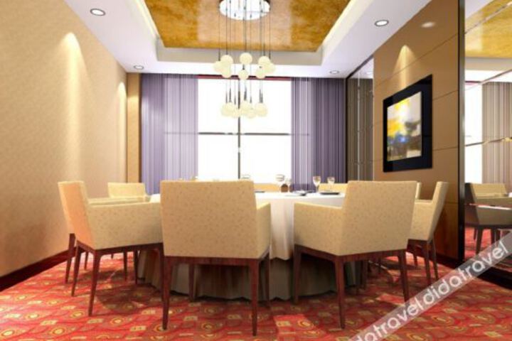 Room 2 of 20