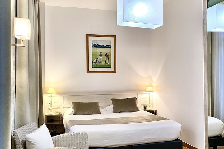 Room 10 of 50
