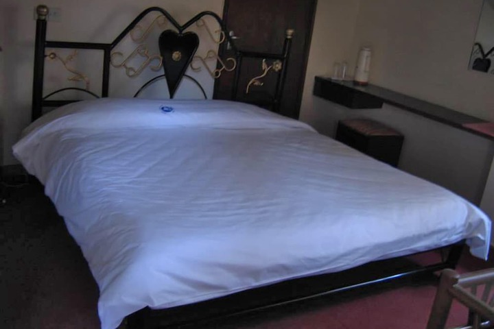 Room 10 of 91