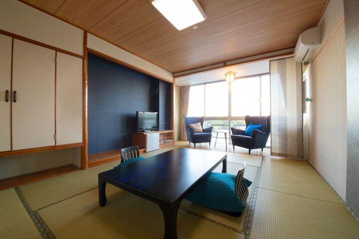 Room 14 of 45