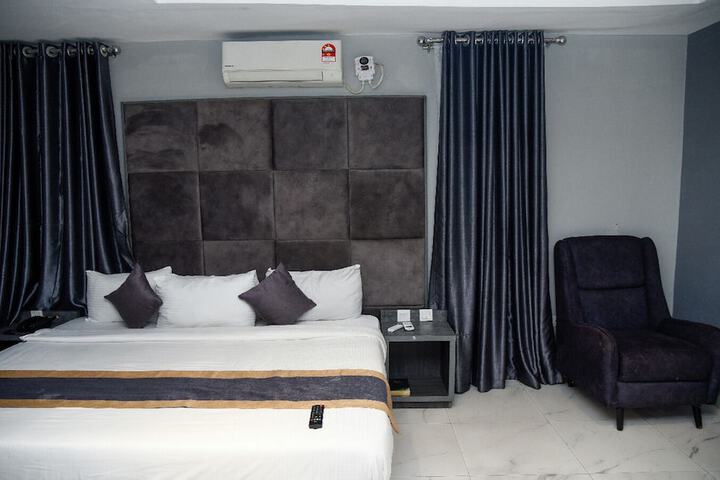 Room 31 of 78