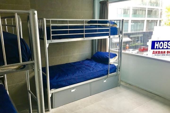 Room 6 of 49