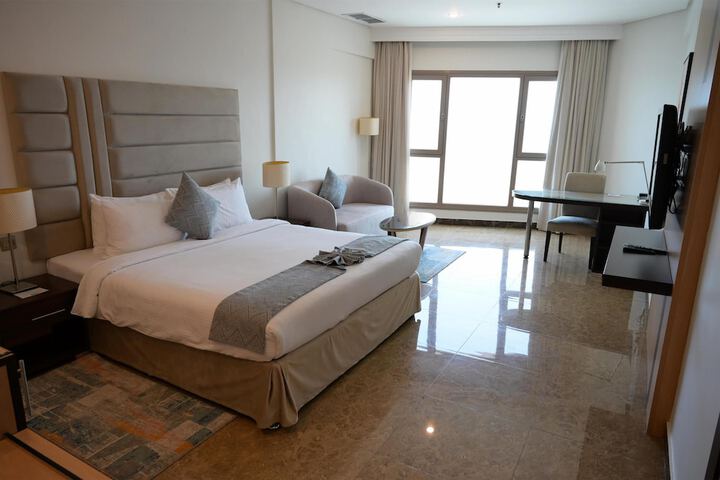 Room 52 of 129