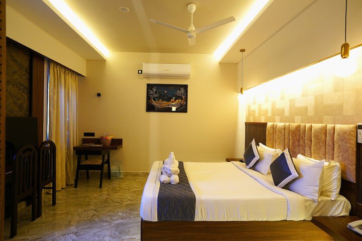 Room 17 of 45