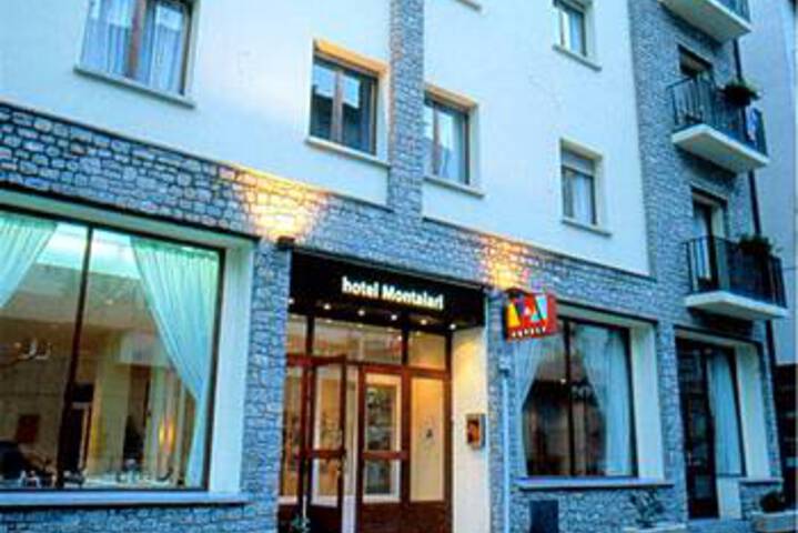 Hermus Centre Vila
