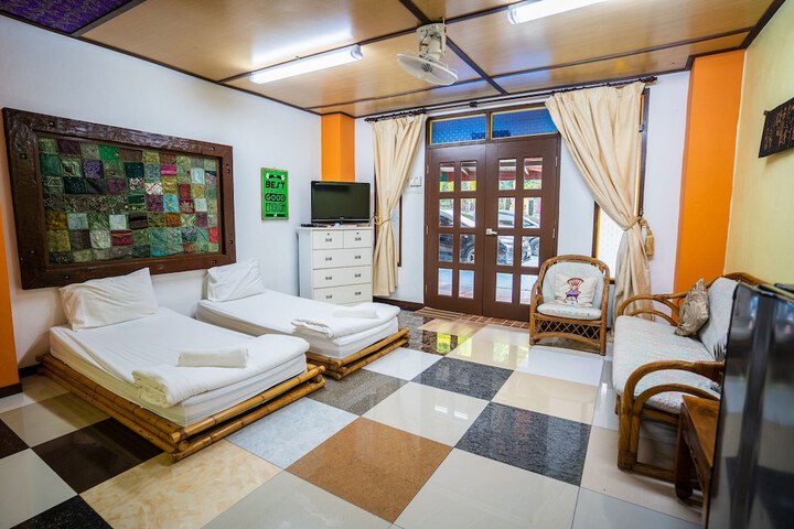 Room 64 of 195