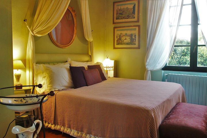 Room 10 of 55