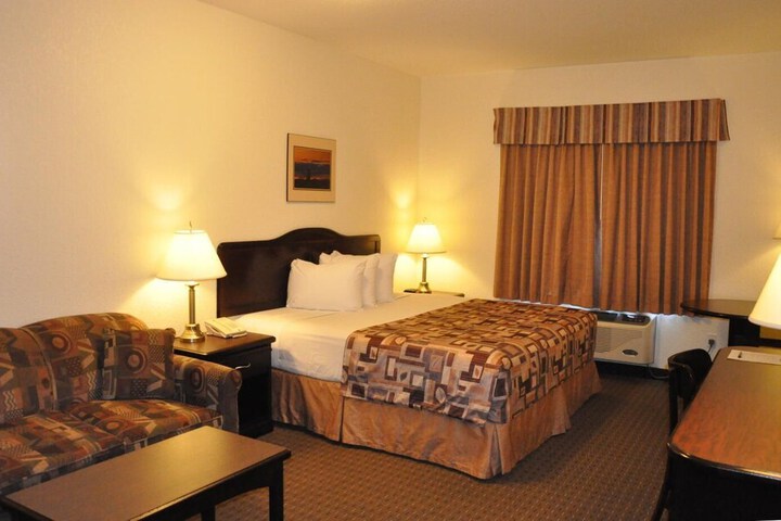 Room 11 of 31
