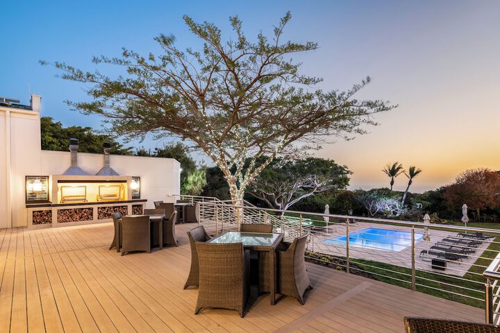 Sundeck 69 of 75